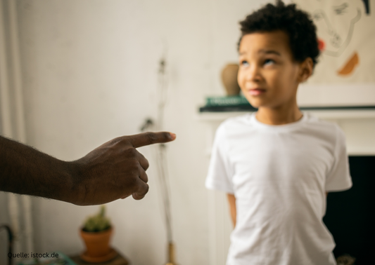 Emotionale Vernachlässigung in der Kindheit verstehen und heilen